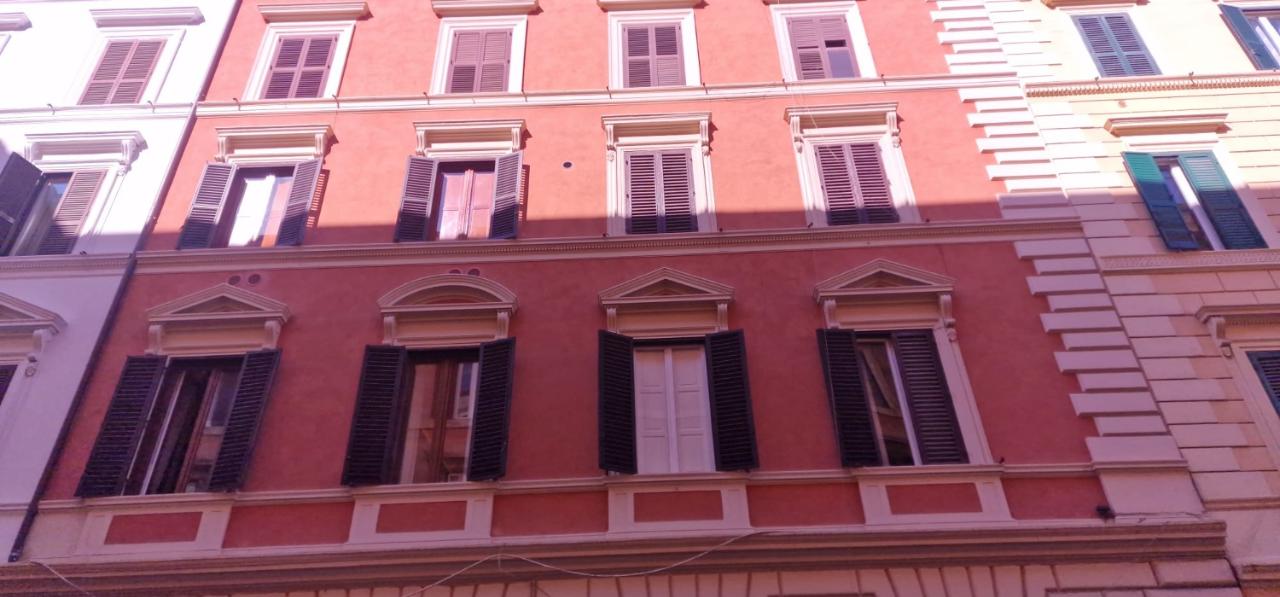 appartamento in vendita a Roma in zona Castro Pretorio