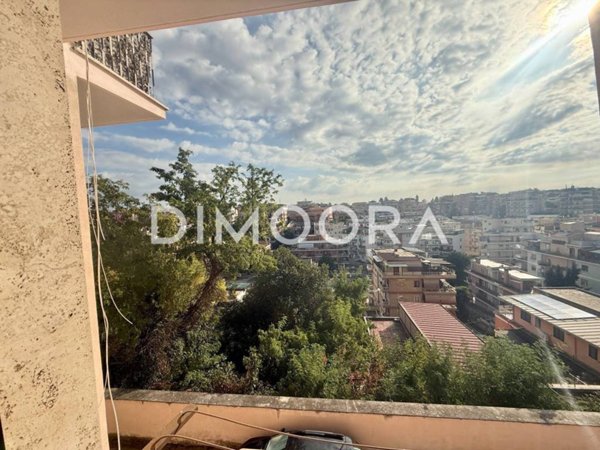 appartamento in vendita a Roma in zona Primavalle