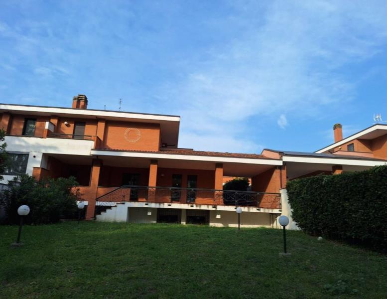 casa indipendente in vendita a Roma in zona Aurelio