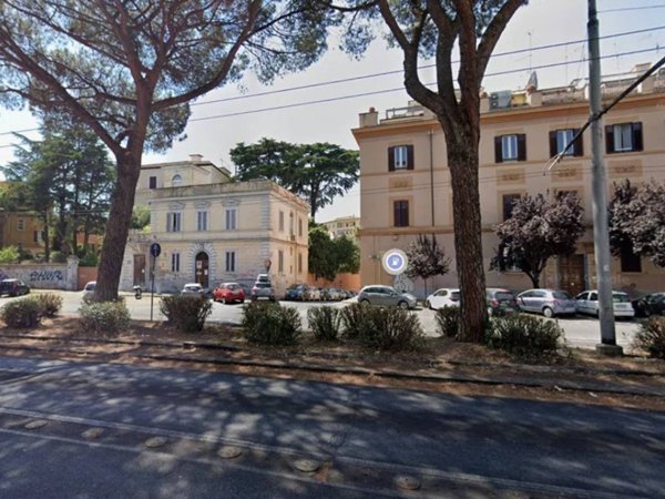 appartamento in vendita a Roma in zona Nomentano