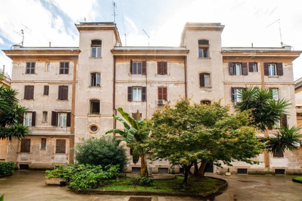 appartamento in vendita a Roma in zona Testaccio