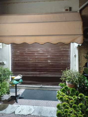negozio in vendita a Roma in zona Tor de' Cenci