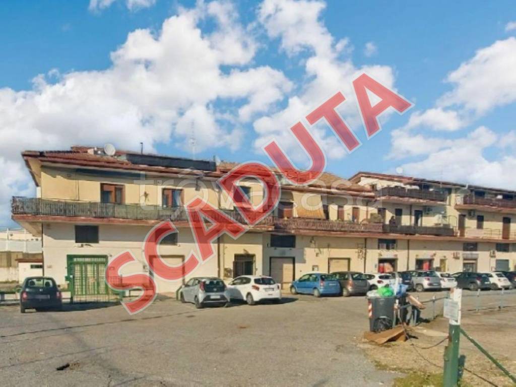 appartamento in vendita a Roma in zona Prenestino-Labicano