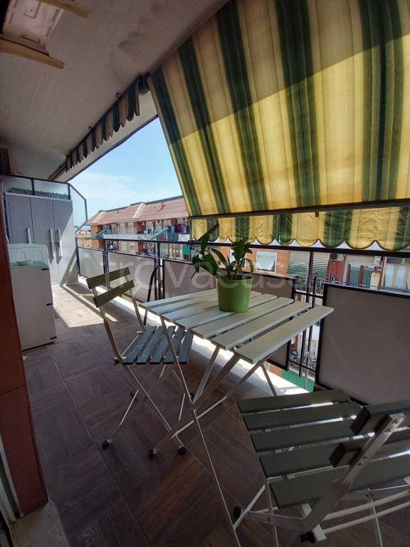 appartamento in vendita a Roma in zona Tuscolano