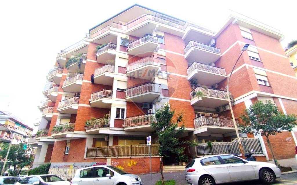 appartamento in vendita a Roma in zona Gianicolense