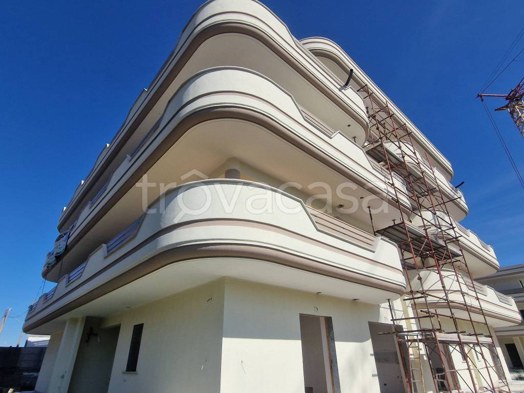 appartamento in vendita a Roma in zona Casal Morena