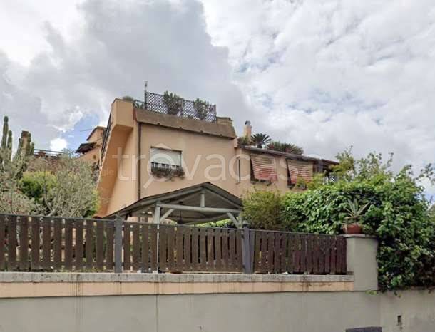 appartamento in vendita a Roma in zona Acilia