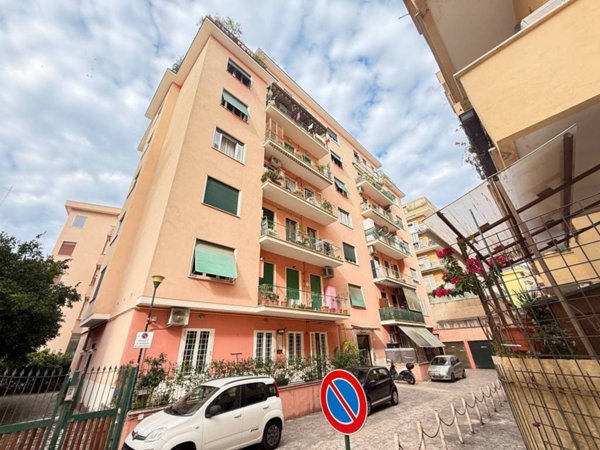 appartamento in vendita a Roma in zona Gianicolense
