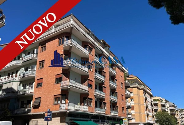 appartamento in vendita a Roma in zona Tor di Quinto