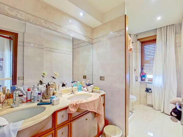 appartamento in vendita a Roma in zona EUR