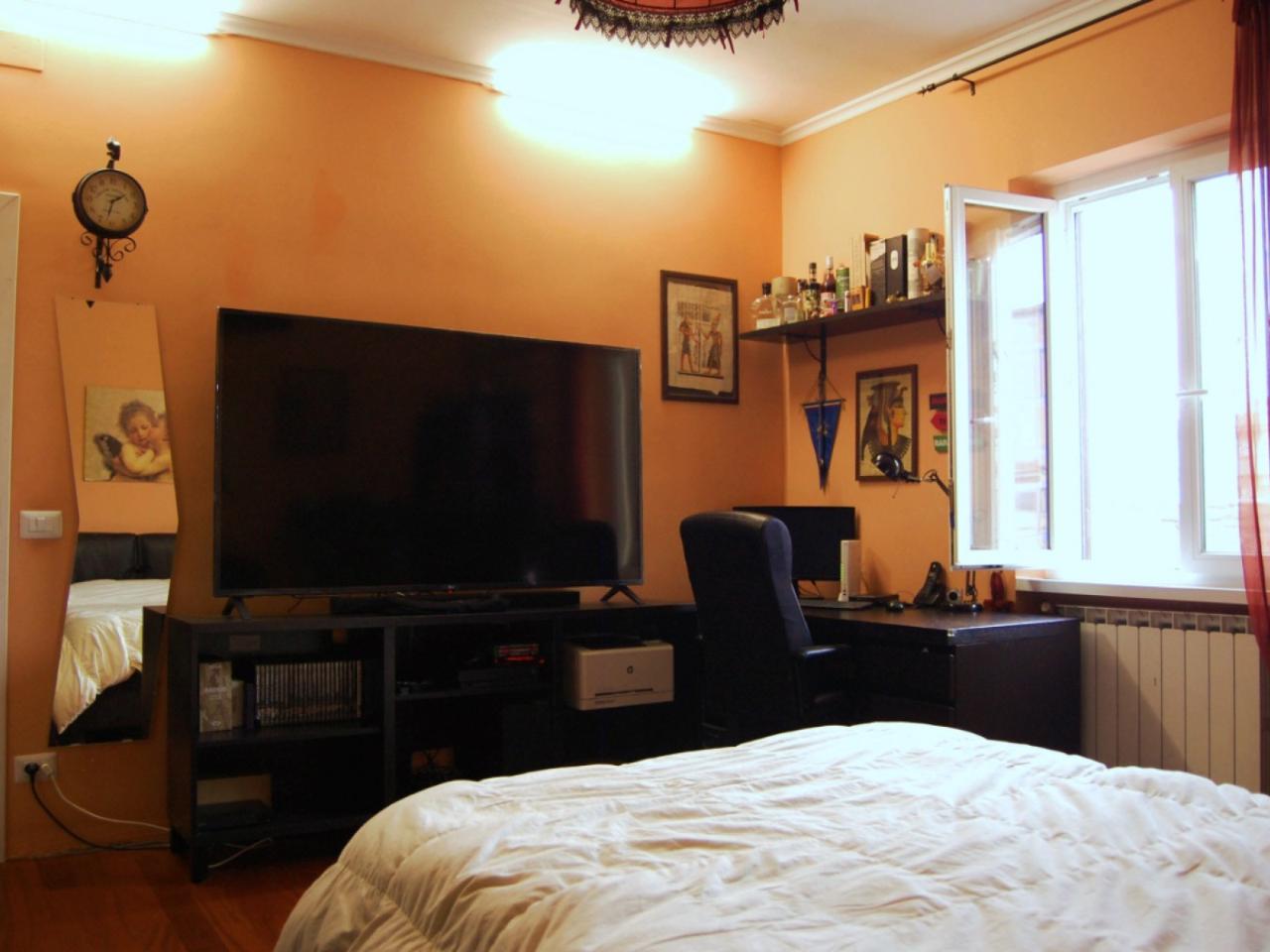 appartamento in vendita a Roma in zona Tuscolano