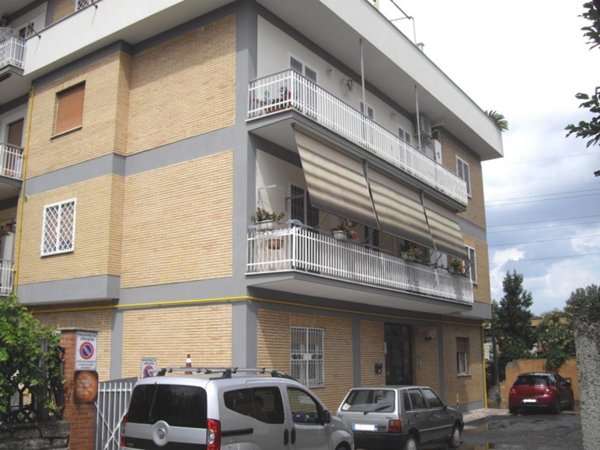 appartamento in vendita a Roma in zona Alessandrino