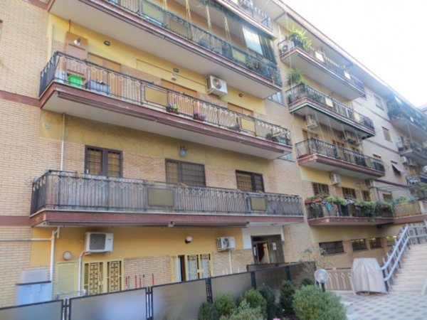 appartamento in vendita a Roma in zona Collatino