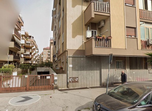 appartamento in vendita a Roma in zona Ostia