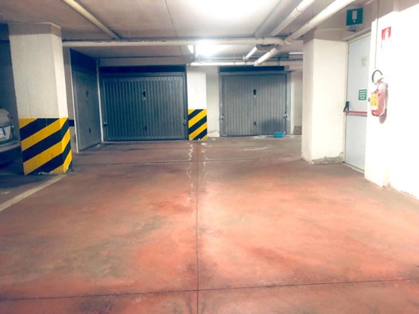 appartamento in vendita a Roma in zona Ostia