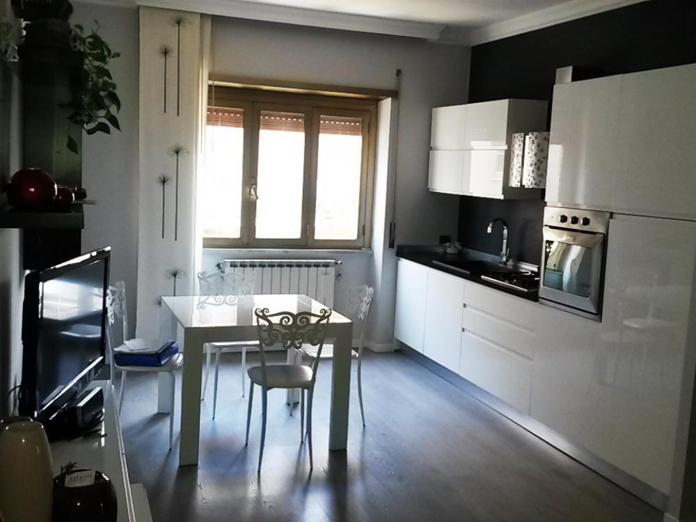 appartamento in vendita a Roma in zona Prenestino-Centocelle