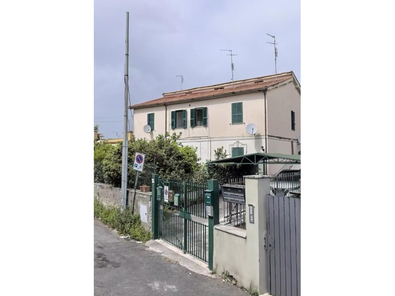 appartamento in vendita a Roma in zona Ponte Mammolo