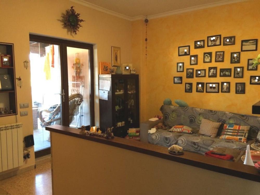 appartamento in vendita a Roma in zona Torre Maura