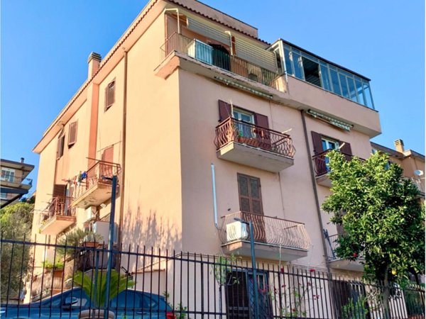 appartamento in vendita a Roma in zona Magliana Vecchia