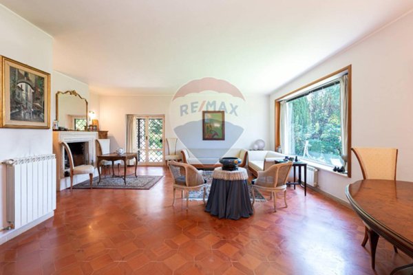 casa indipendente in vendita a Roma in zona Axa