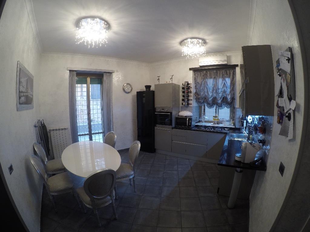 appartamento in vendita a Roma in zona Prenestino-Centocelle