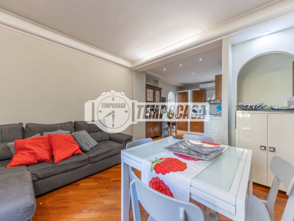 appartamento in vendita a Roma in zona Don Bosco