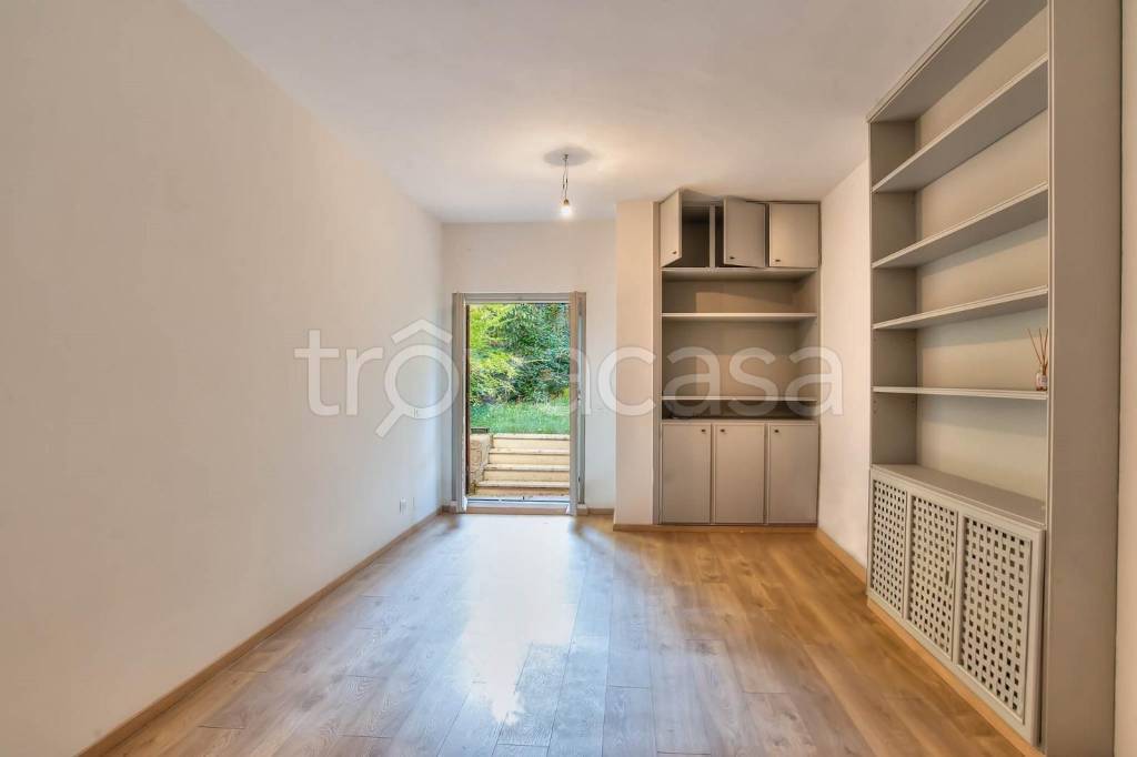 appartamento in vendita a Roma in zona Torrino