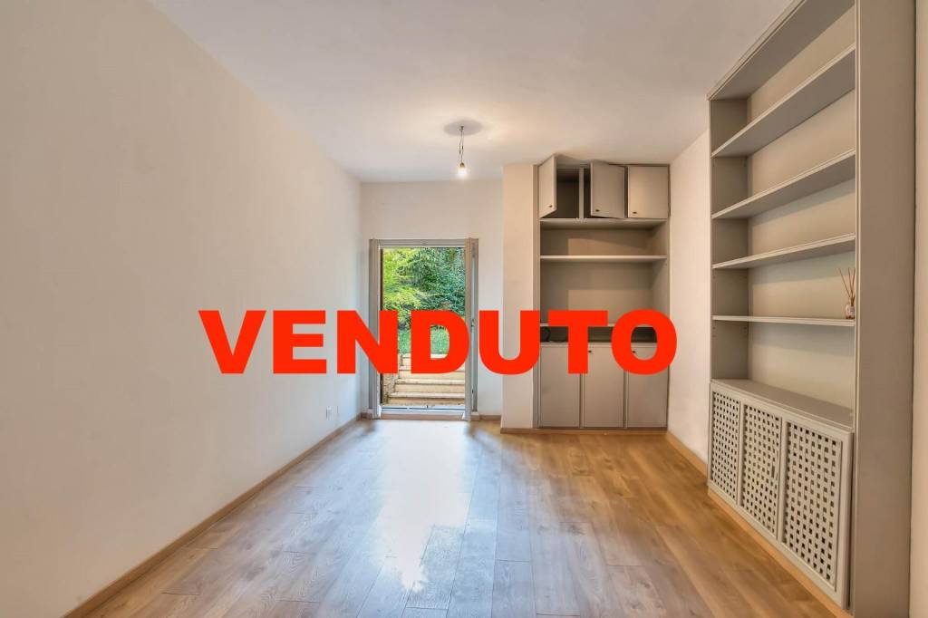appartamento in vendita a Roma in zona Torrino