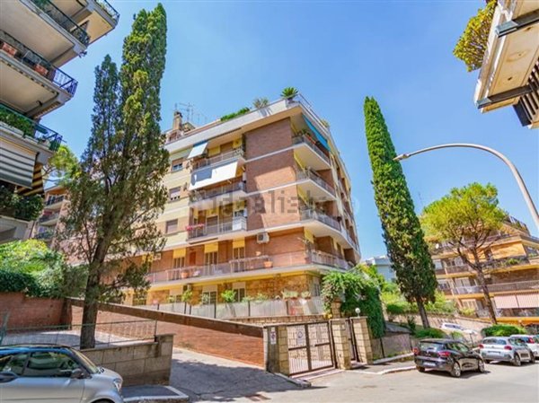 casa indipendente in vendita a Roma in zona Portuense