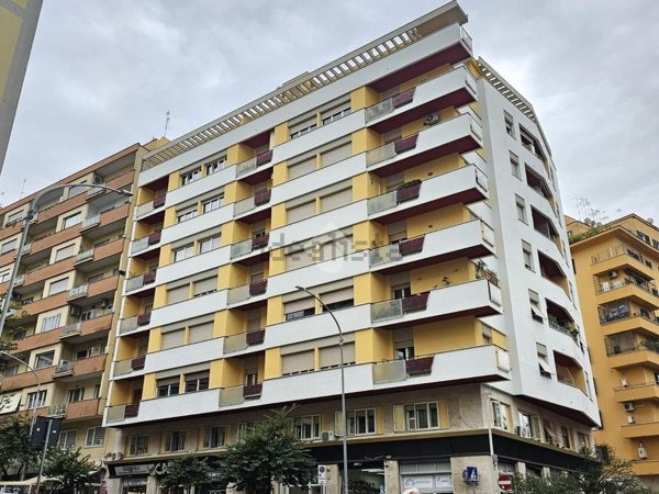 appartamento in vendita a Roma in zona Appio Latino
