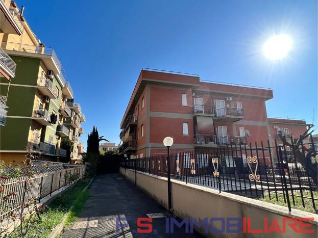 appartamento in vendita a Roma in zona Alessandrino