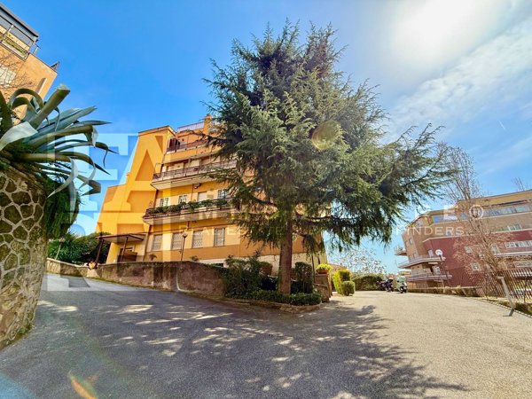 appartamento in vendita a Roma in zona Aurelio