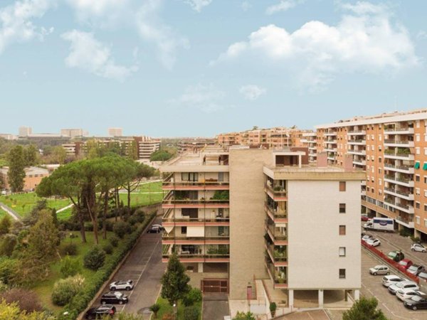 appartamento in vendita a Roma in zona Ardeatino