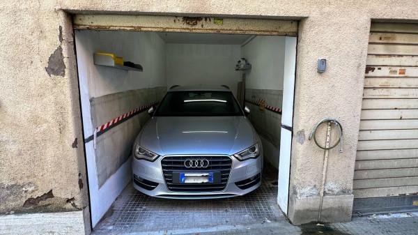 negozio in vendita a Roma in zona Appio Latino