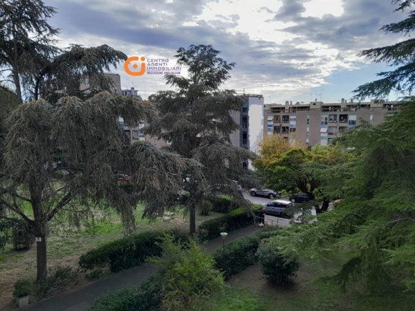 appartamento in vendita a Roma in zona Spinaceto