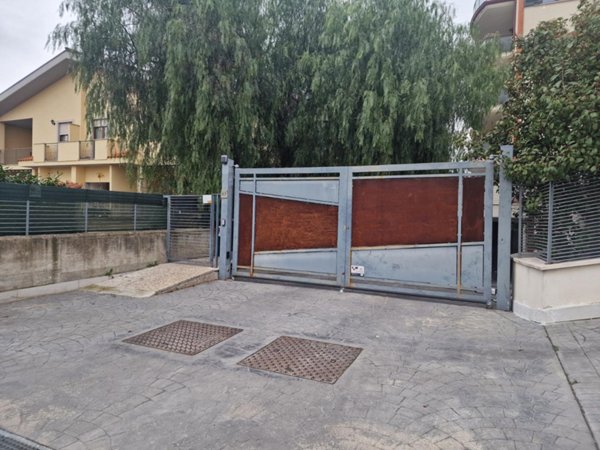 appartamento in vendita a Roma in zona Casal Palocco