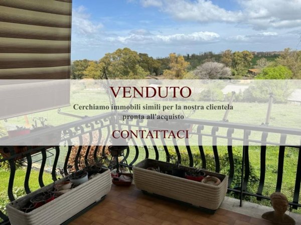 appartamento in vendita a Roma in zona Vitinia