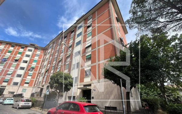 appartamento in vendita a Roma in zona Torre Spaccata