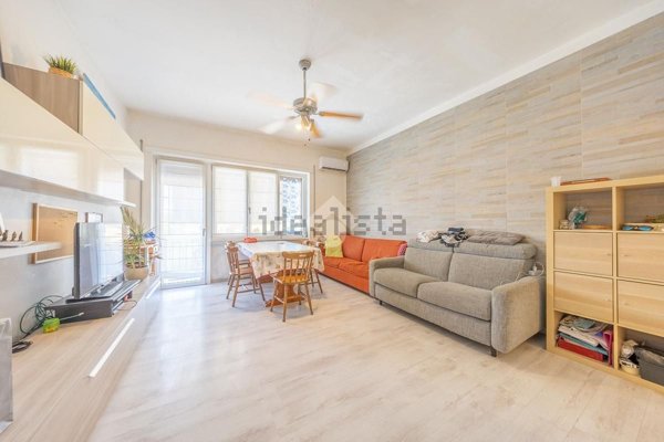 appartamento in vendita a Roma in zona Borghesiana