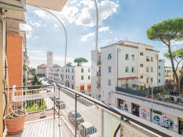 appartamento in vendita a Roma in zona Primavalle