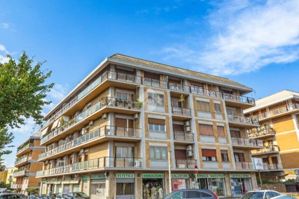 appartamento in vendita a Roma in zona Primavalle