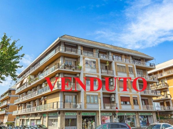 appartamento in vendita a Roma in zona Primavalle