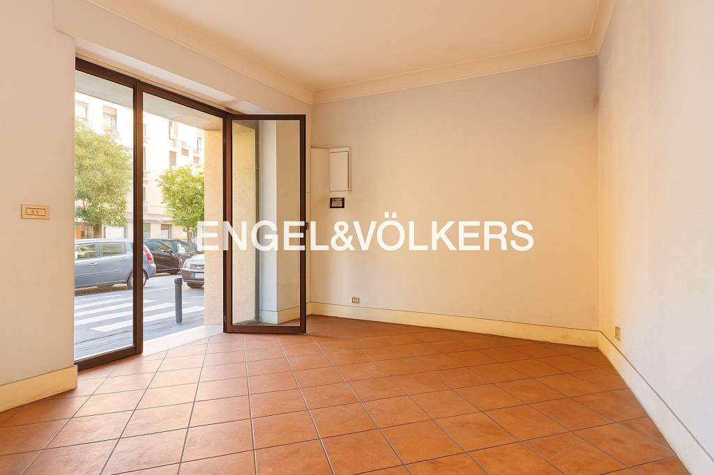 negozio in vendita a Roma in zona Trastevere