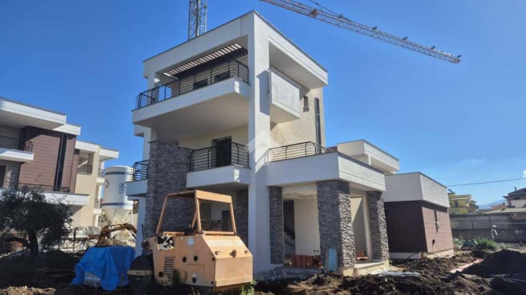 casa indipendente in vendita a Roma in zona Torre Gaia