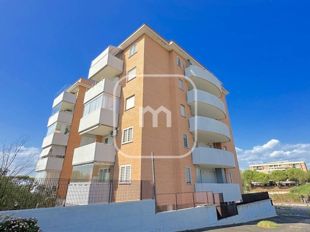 appartamento in vendita a Roma in zona Ponte di Nona