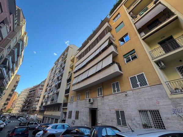 locale commerciale in vendita a Roma in zona Trieste