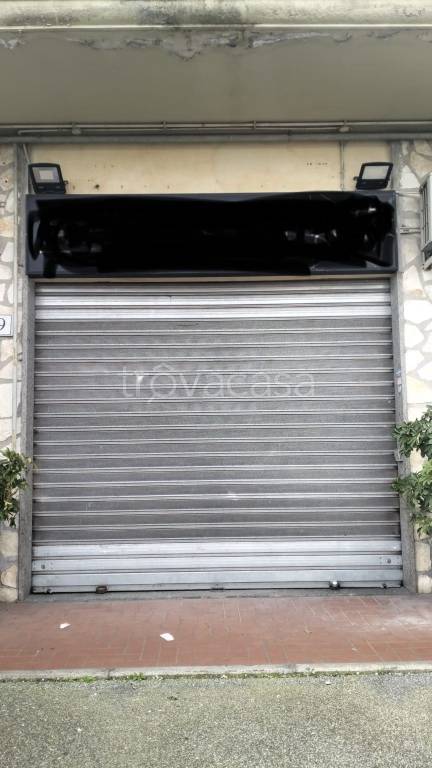 negozio in vendita a Roma in zona Trigoria