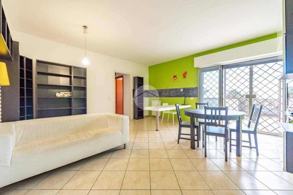 appartamento in vendita a Roma in zona Finocchio