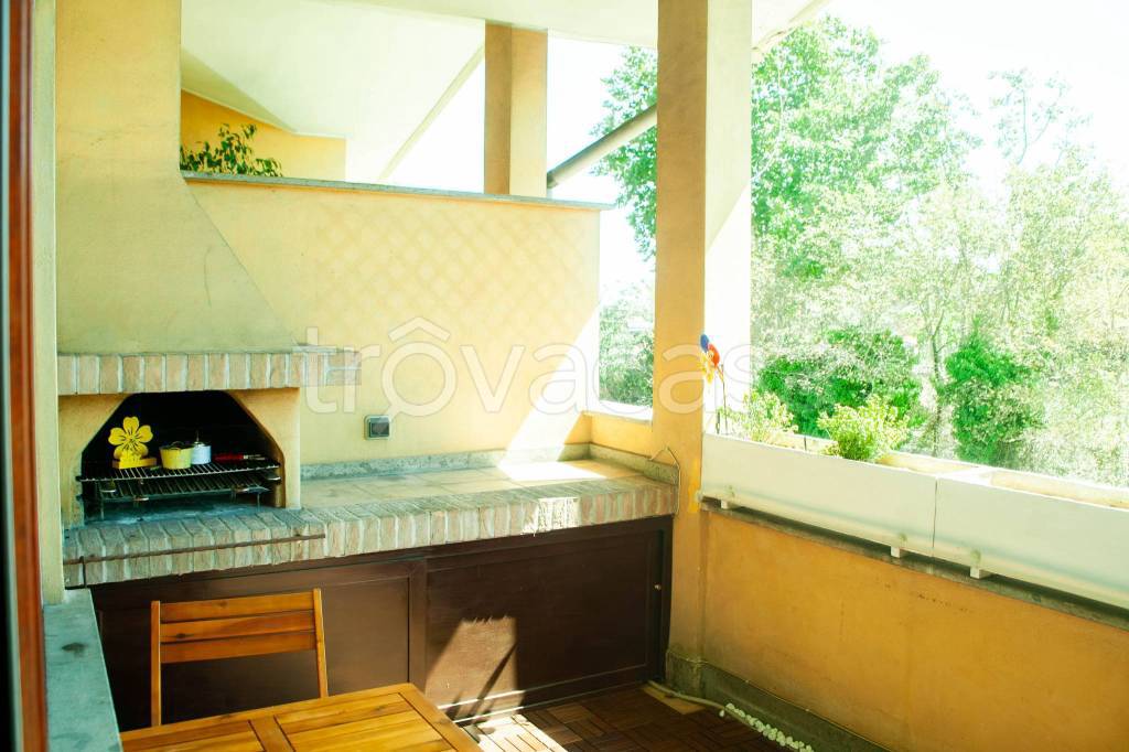 appartamento in vendita a Roma in zona Acilia