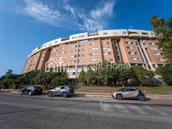 appartamento in vendita a Roma in zona Ardeatino